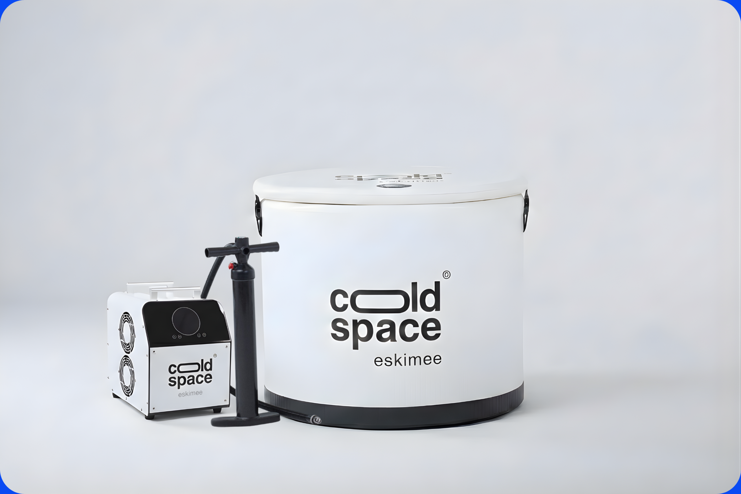beczka do zimnych kąpieli z chillerem Cold Space eskimee one mini chiller plus, zdjęcie z pompką do beczki