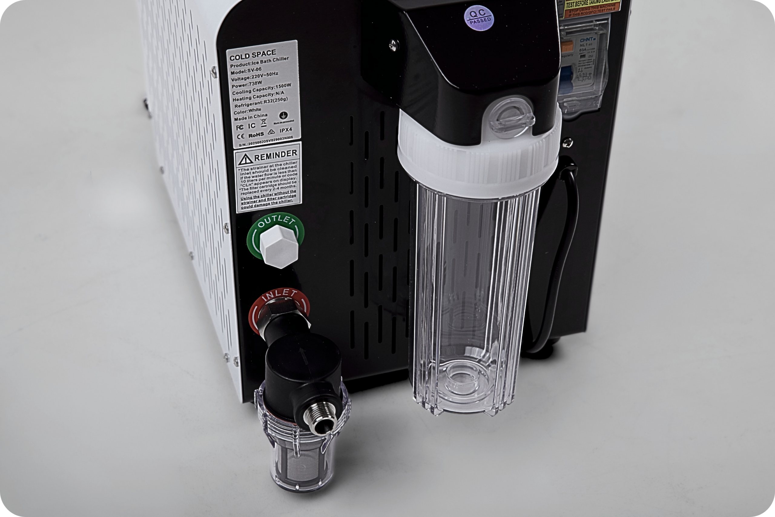 Cold Space eskimee mini chiller plus, zbliżenie na filtry